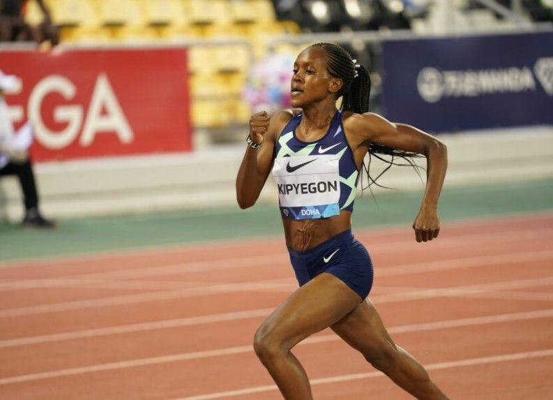 Faith Kipyegon Sets New 1500m World Record